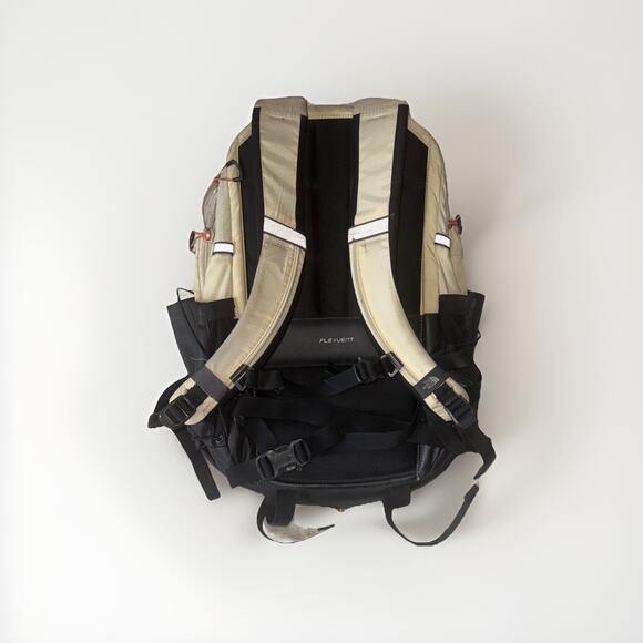 The North Face Borealis Backpack Tan Black FlexVent - Picture 2 of 7